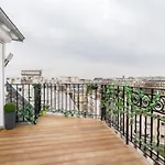 Gorgeous And Charming Apt With Terrace