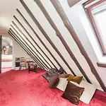 Gorgeous And Charming Apt With Terrace