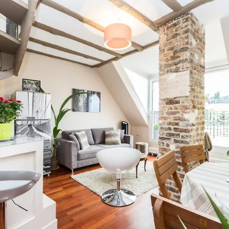 Gorgeous And Charming Apt With Terrace Appartamento